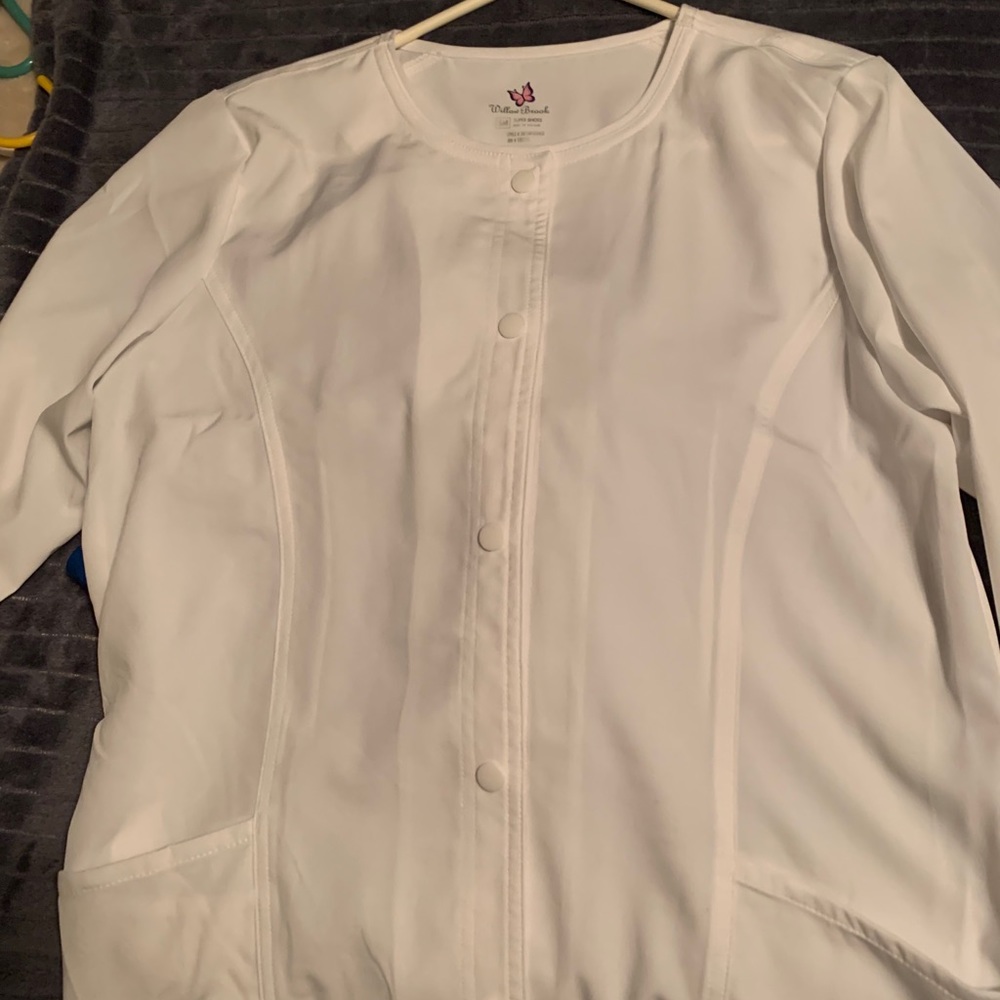 White scrub jacket